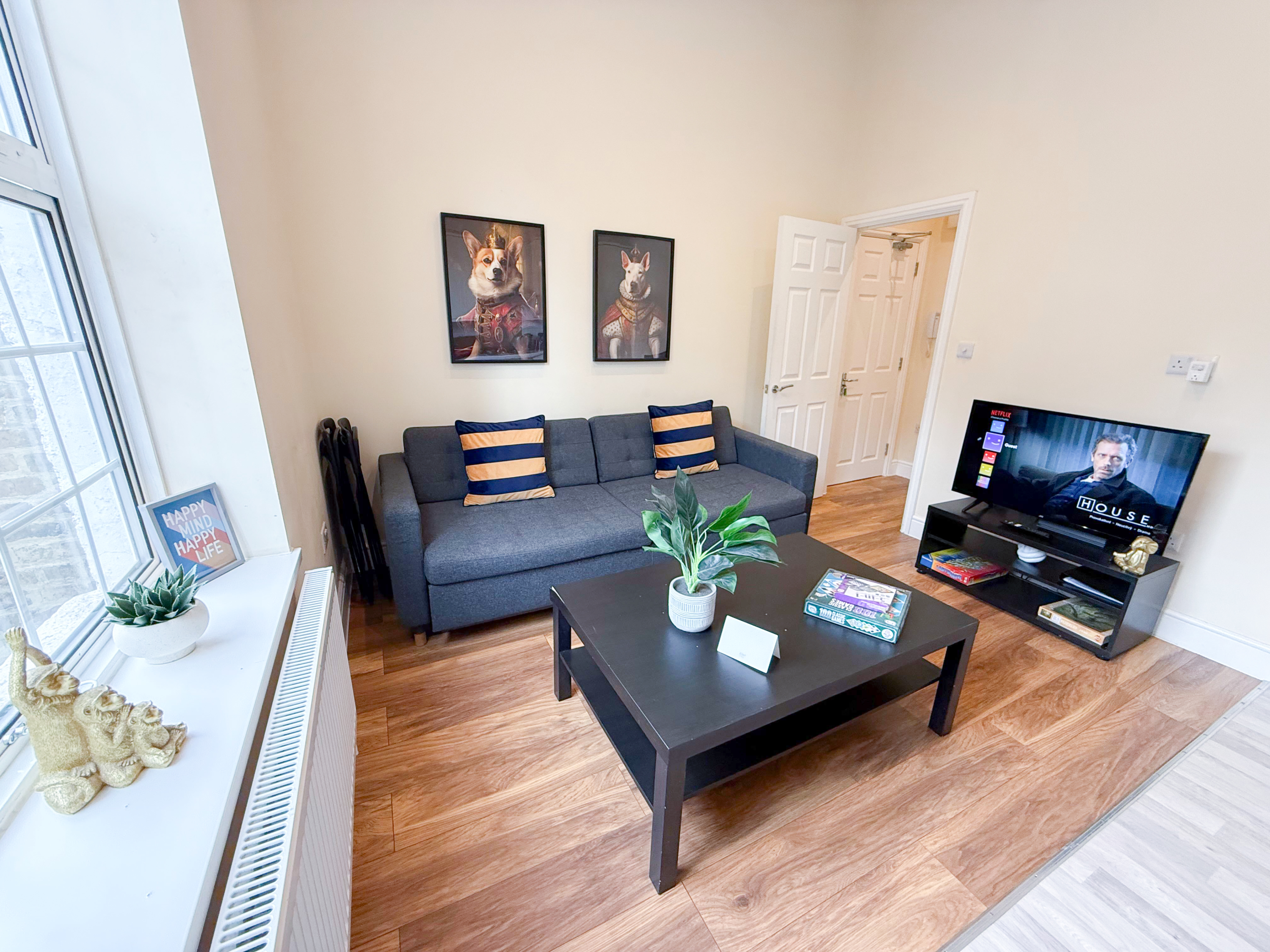 Shepherd's Bush · 2-bed interior