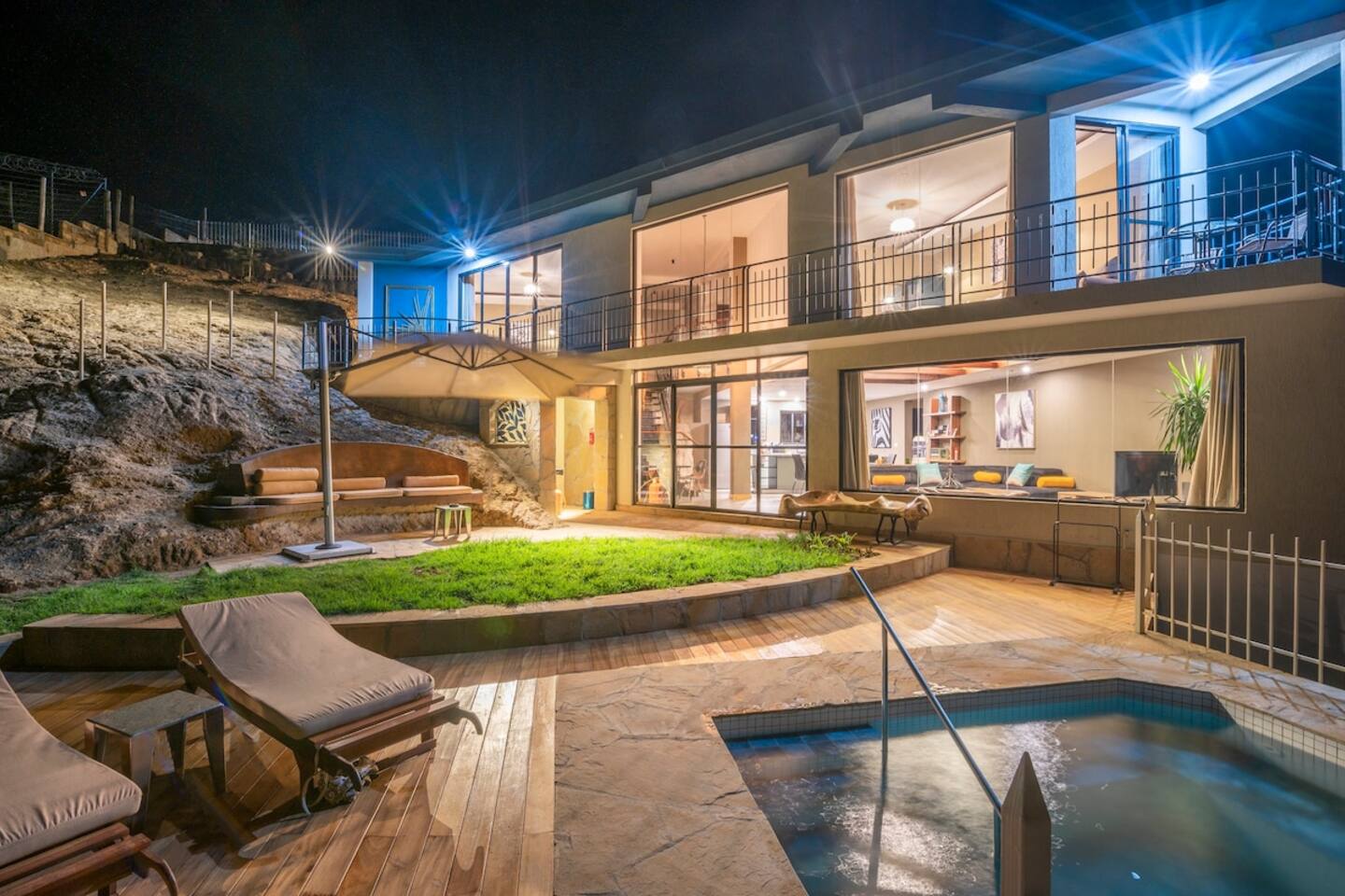 Tulia Skies 3 bedroom villa, Champagne Ridge