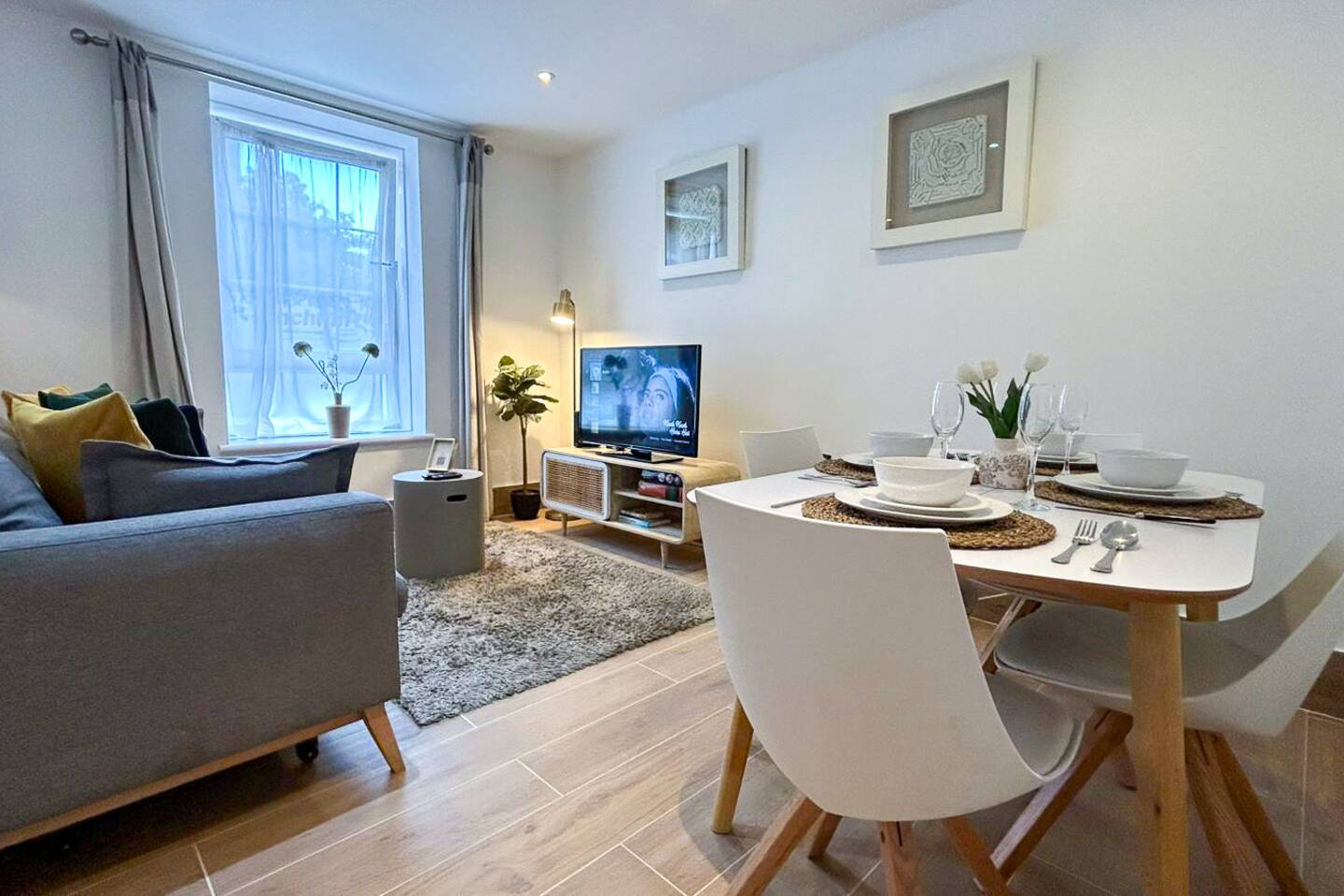 Vauxhall · 2-bed interior