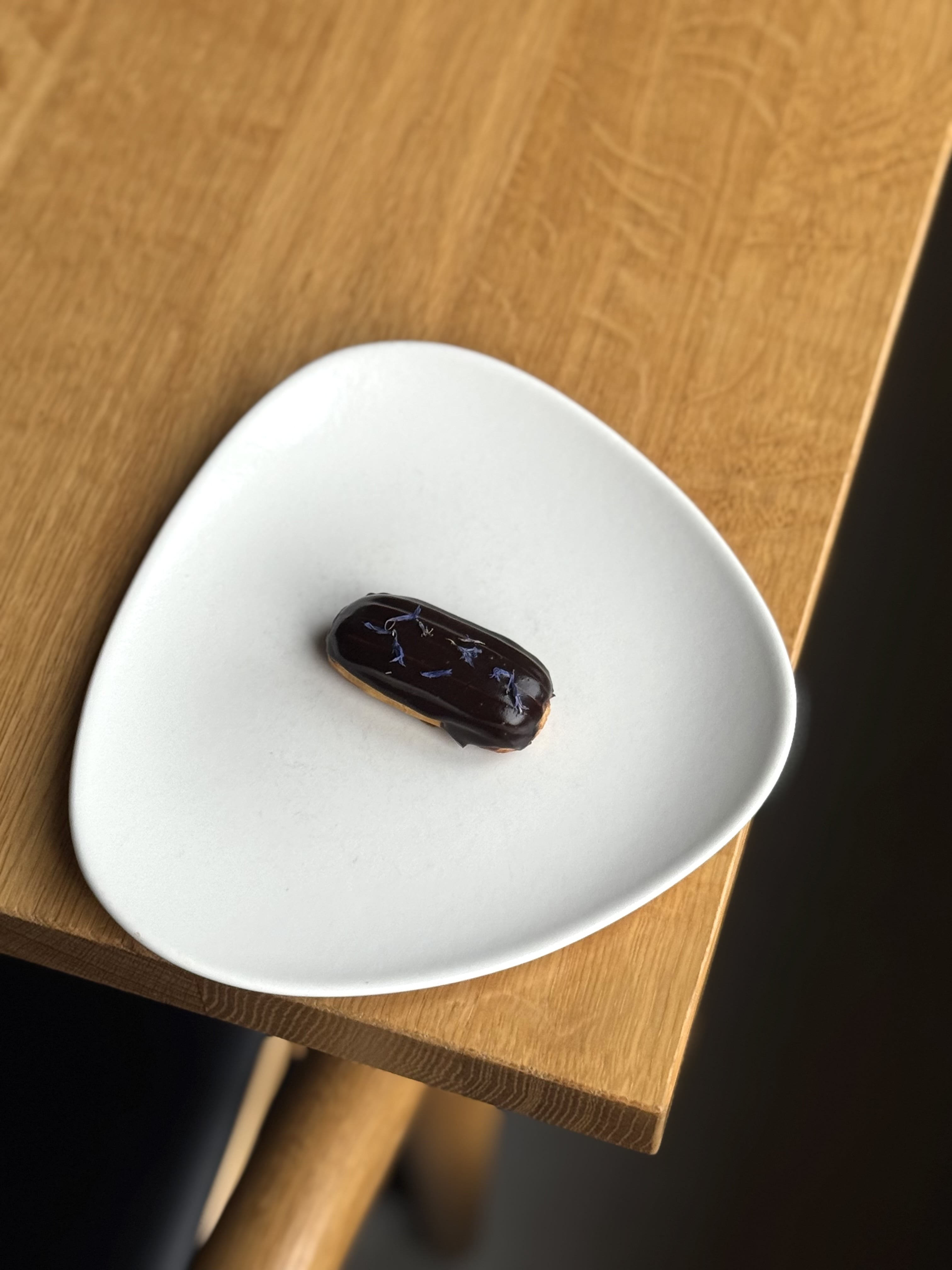 Mini ekler czekoladowy