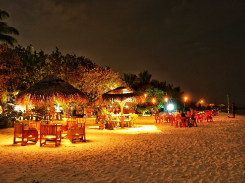 Bito'S Gh - Jailbreaks Surf Camp