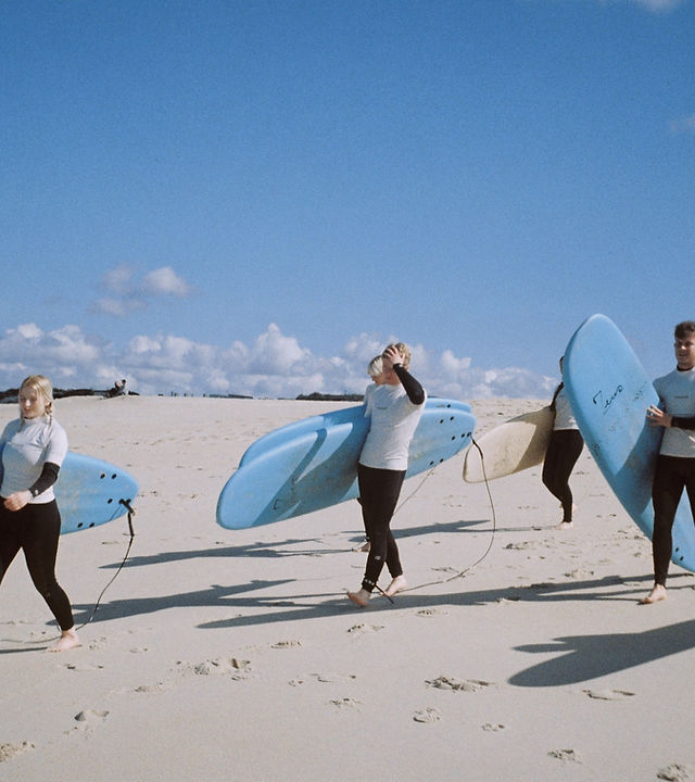 Mundaka Surf Shop & School