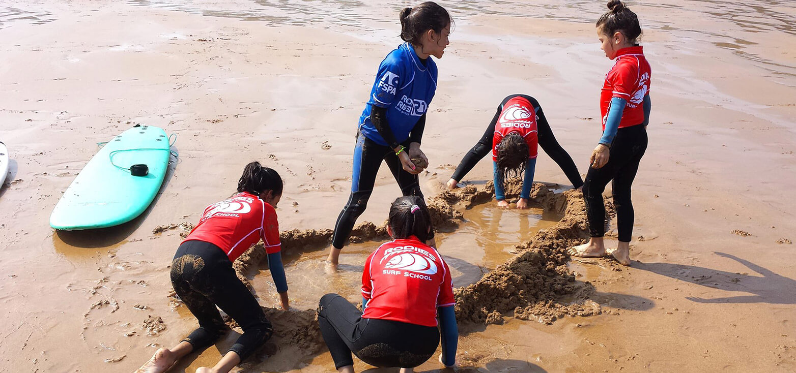 Padang Padang Surf Camp