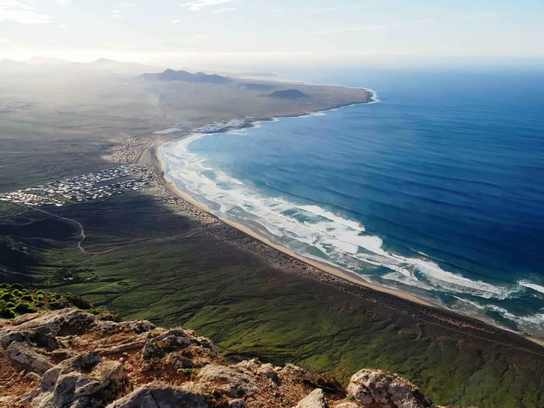 Surf Camp Low Cost Las Palmas De Gran Canaria