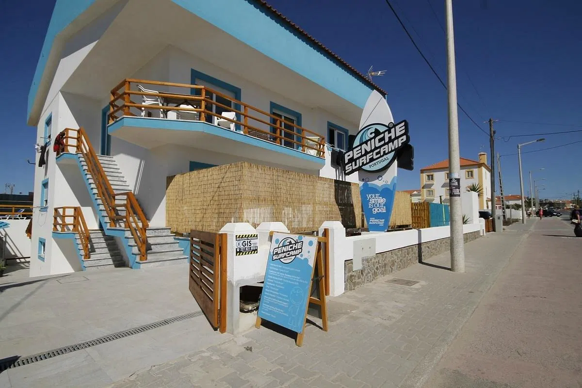 Peniche Surf Camp exterior