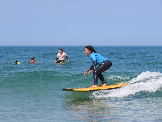 Estela Surf Camp