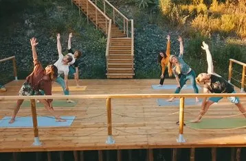 Russo Surf Camp Logo