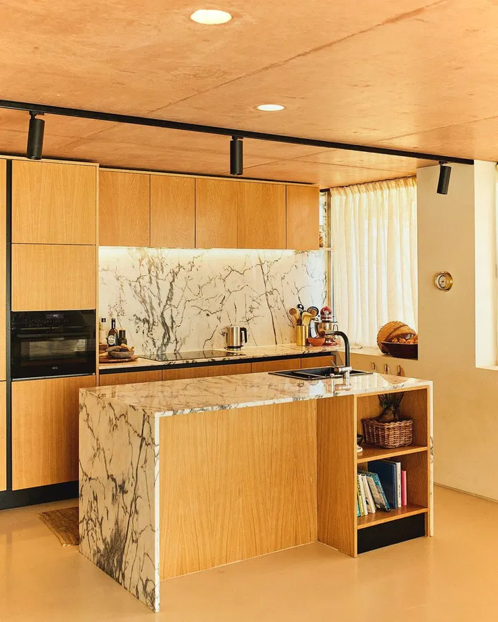 Magic Quiver Surf Lodge