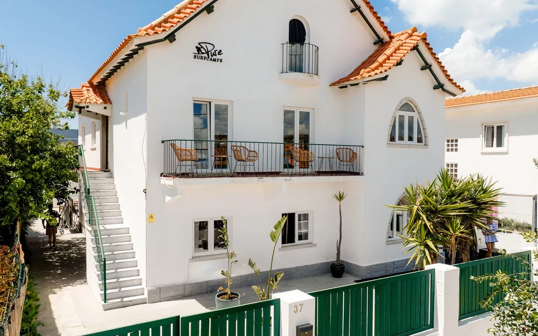 Puresurfcamps - Surfcamp Portugal, Caparica Surfhouse