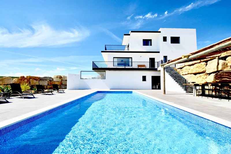 The Maverick Surfvillas Portugal - Surf Camp in Portugal