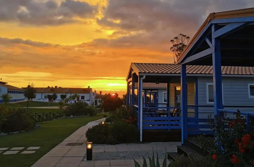 Wild Nature Surf Camp - Surf Camp in Portugal