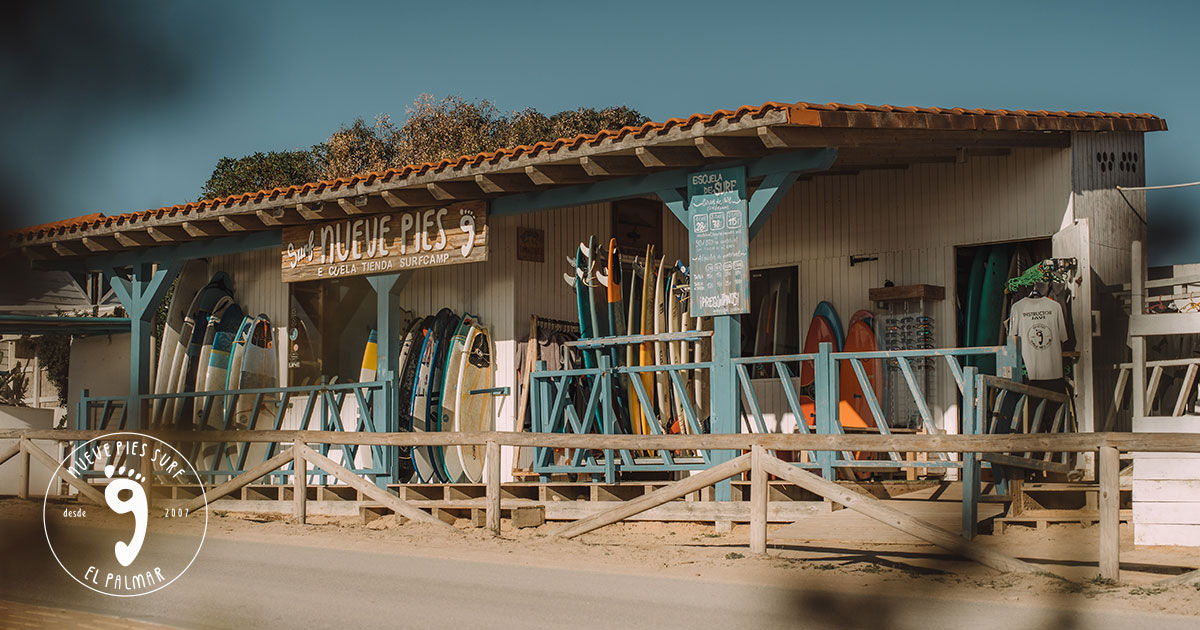 9 Pies Escuela de Surf Tarifa surf camp