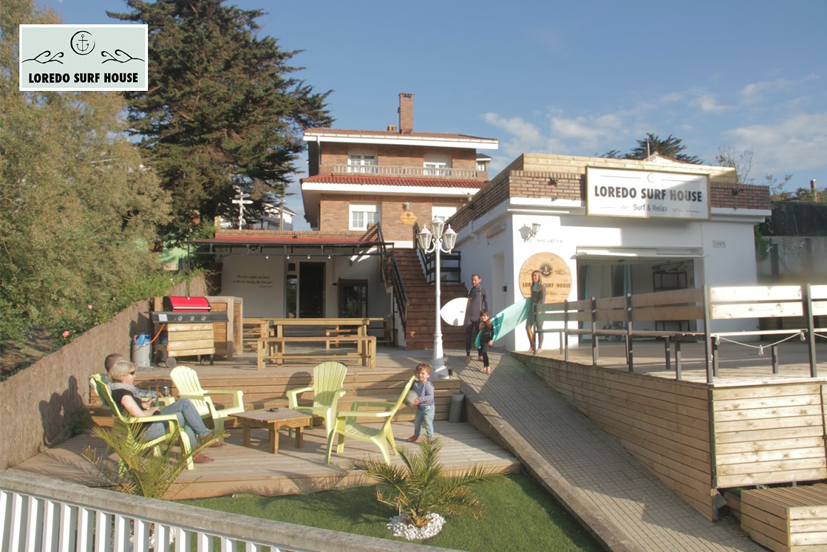 Loredo Surf House surf camp