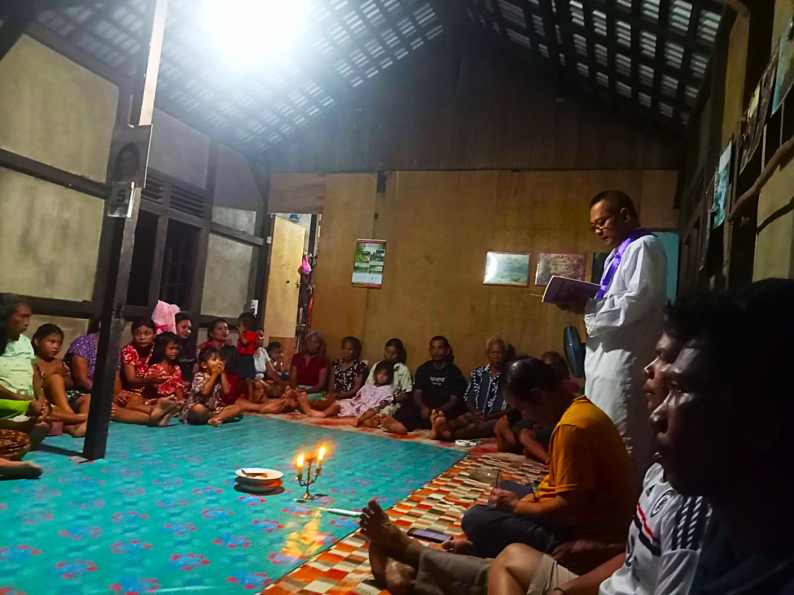 Doa Arwah dan Rosario Bersama di Kring St. Yohanes Injil - Foto 2