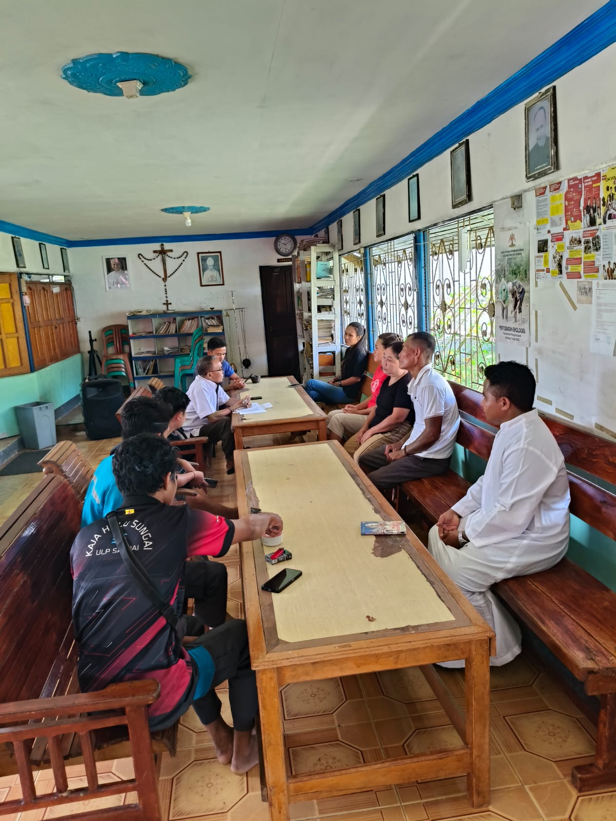 Rapat Bersama Penyewa Ruko Paroki Digelar di Aula Pastoran - Foto 4