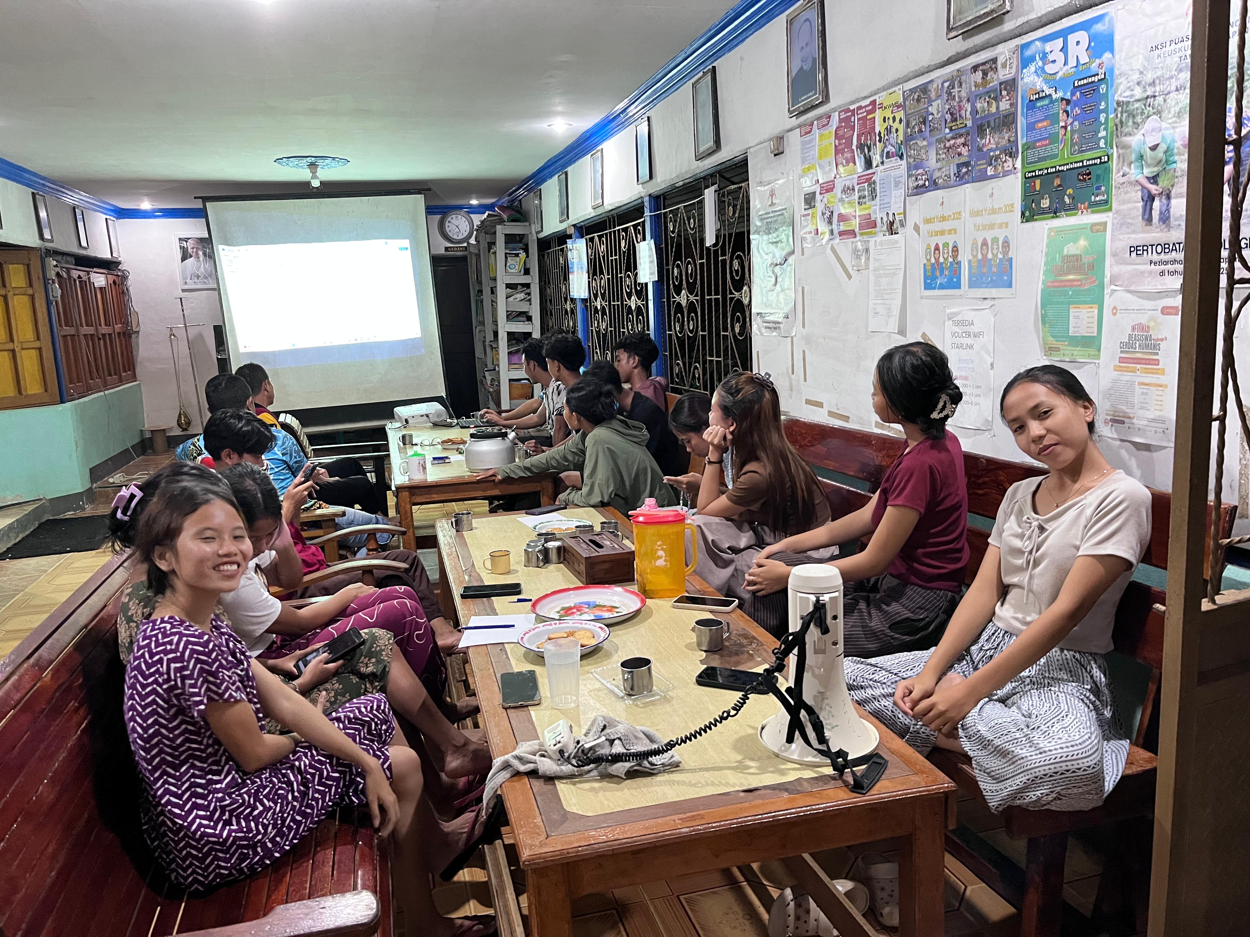 Panitia Temu OMK Gelar Rapat Persiapan di Aula Paroki - Foto 3