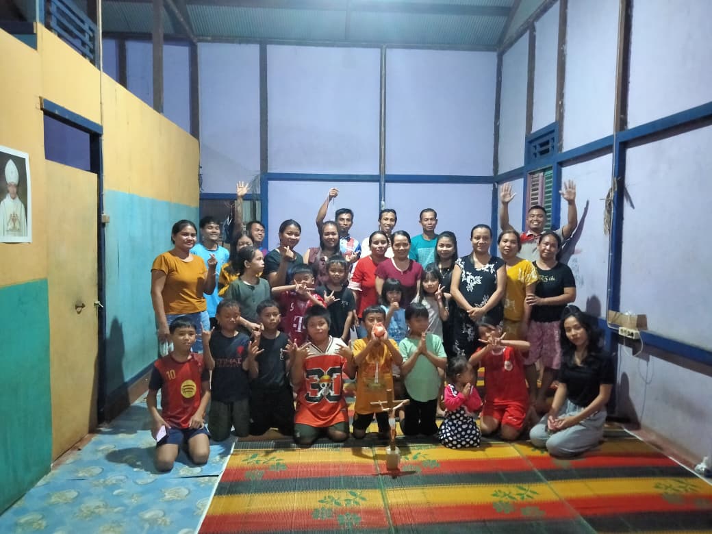 Doa Rosario Bersama di Kring 2 Stasi Sengkuang, Kring Santo Yosef, dan Kring Santa Monika - Foto 3