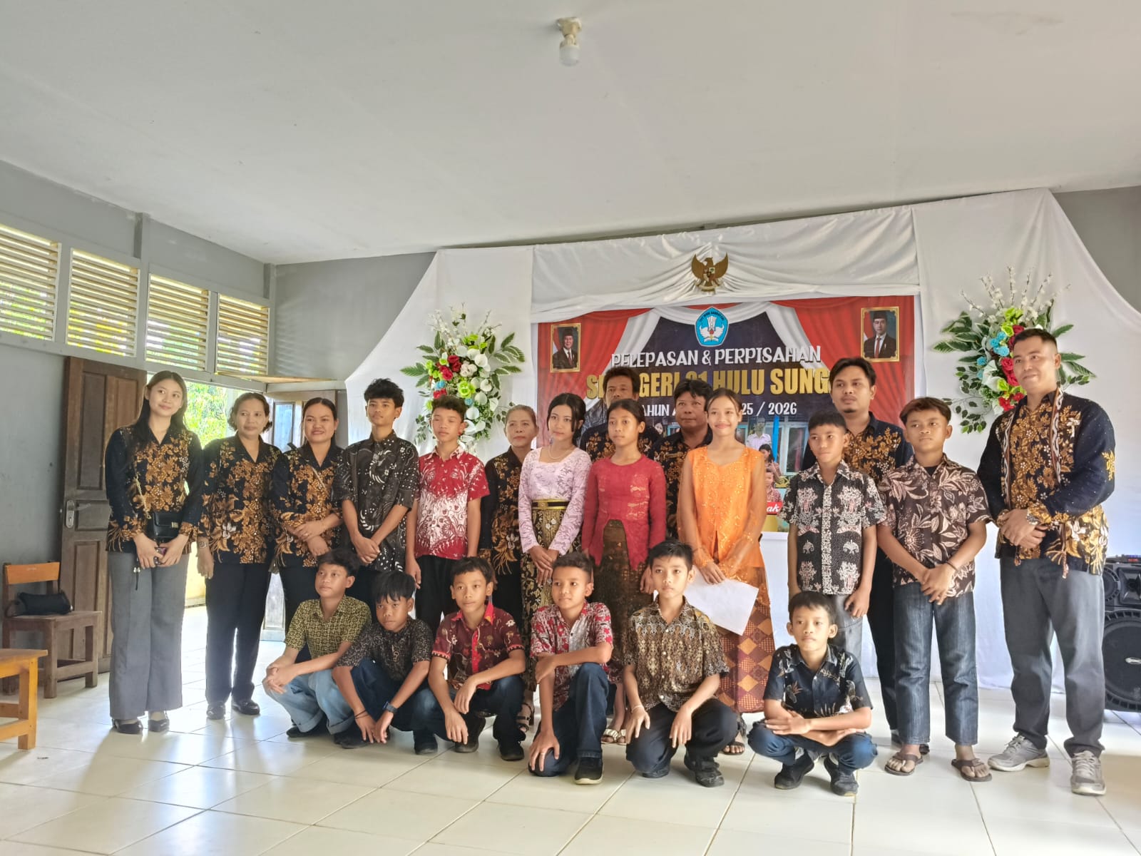 Gereja dan Dunia Pendidikan Bersinergi dalam Pelepasan Siswa Kelas VI SDN 01 Hulu Sungai - Foto 2