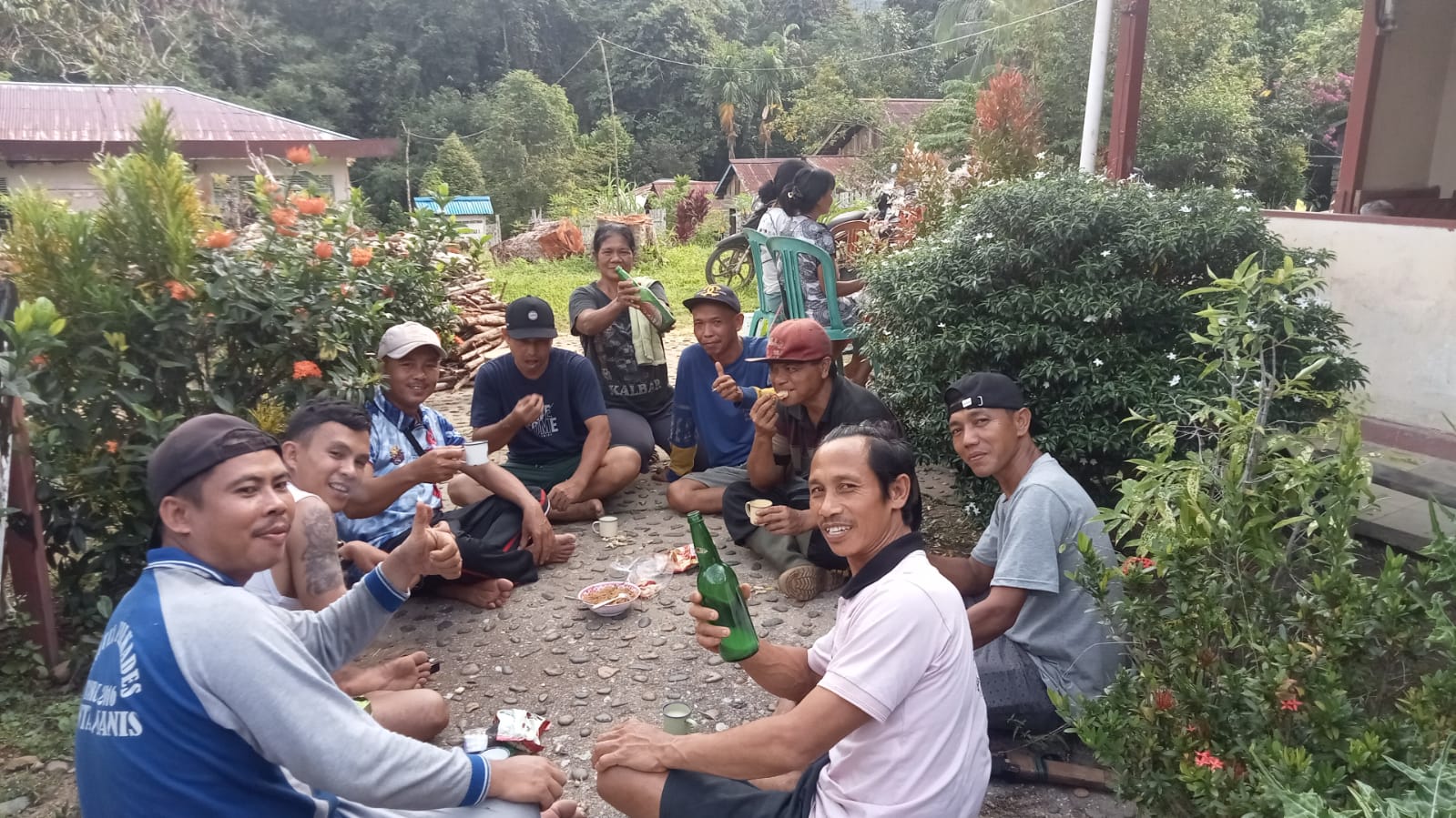 DPP dan Umat Paroki Menyumbung Bergotong Royong Persiapkan Perayaan 50 Tahun Kehadiran Misi Suster OSA - Foto 6