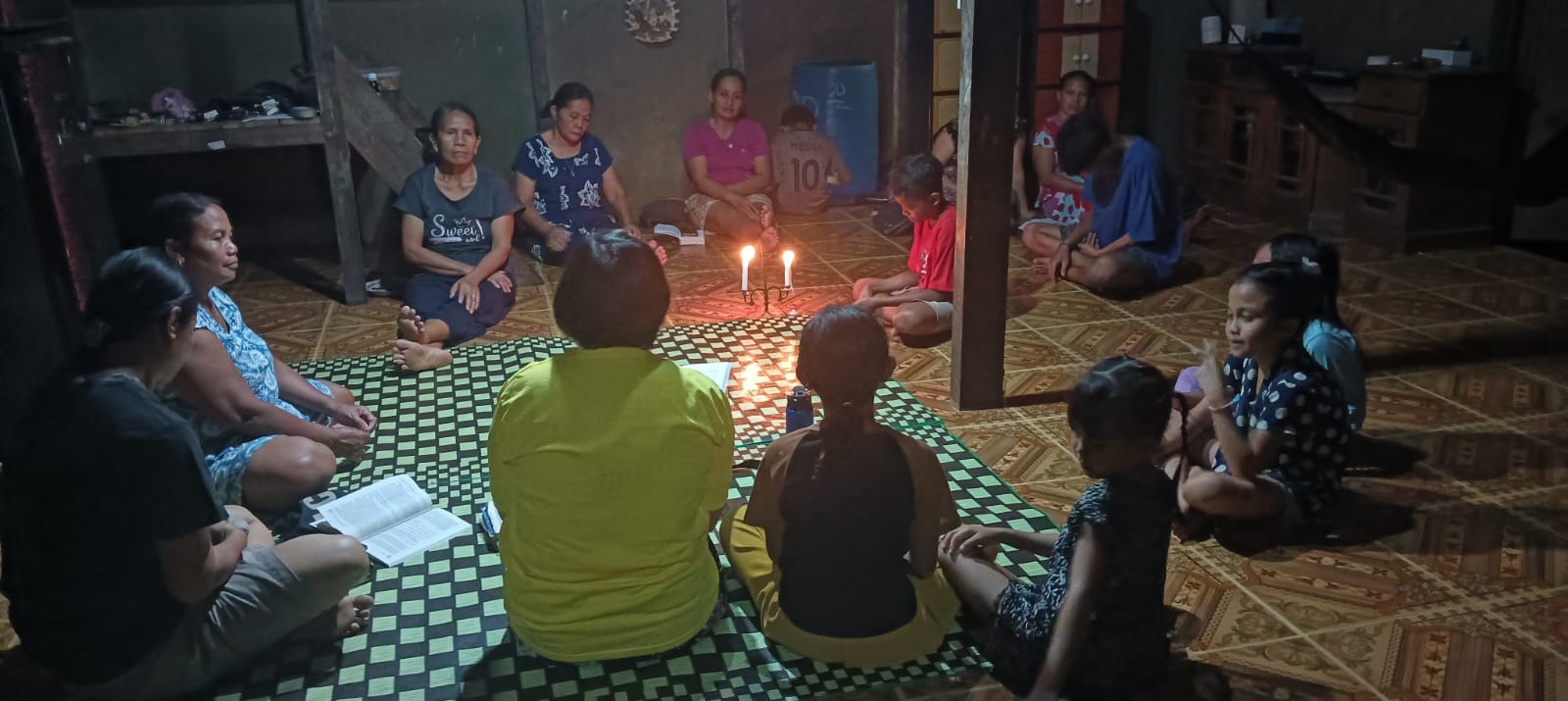 🙏 Pendalaman Iman Pertemuan Kedua di Kring-Kring Pusat Paroki Salib Suci Menyumbung - Foto 5
