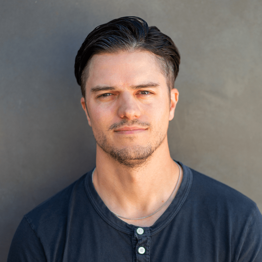 About – Madison McQueen