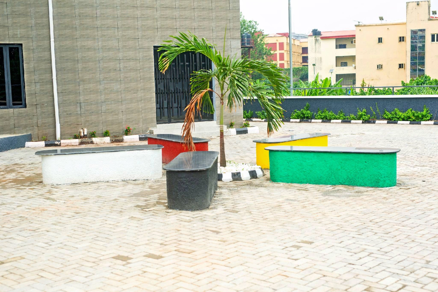 UNILAG Geosciences Centre of Excellence The Geoscience Department at the University of Lagos has been transformed through a strategic space branding initiative and the development of an interactive Digital and Virtual Museum.