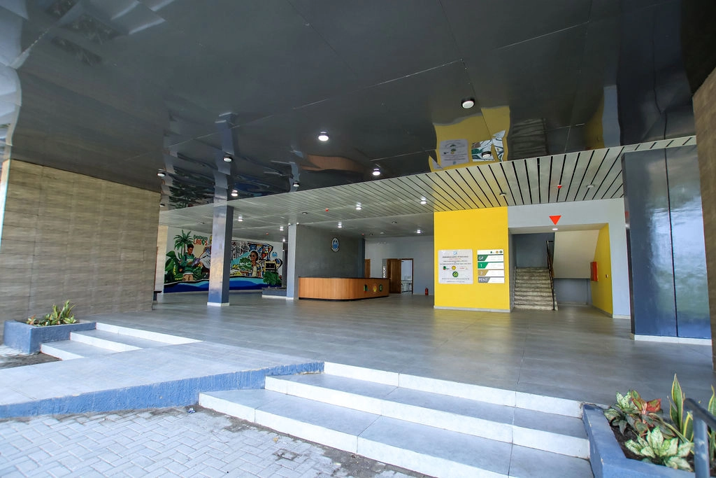UNILAG Geosciences Centre of Excellence The Geoscience Department at the University of Lagos has been transformed through a strategic space branding initiative and the development of an interactive Digital and Virtual Museum.