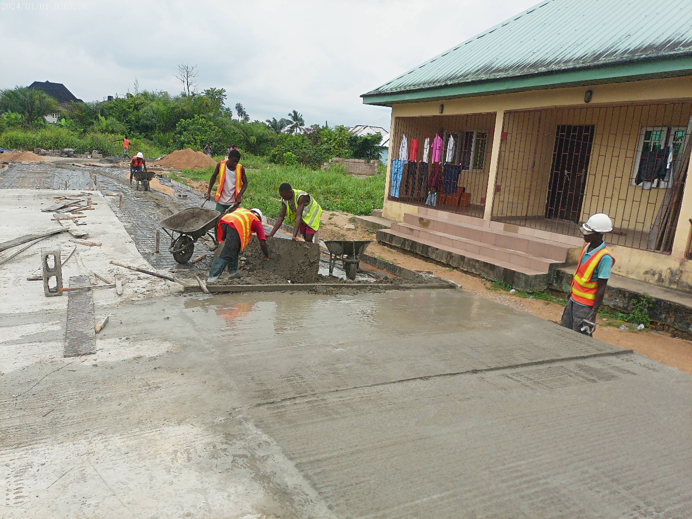 Community Water Project - Bayelsa State This transformative initiative delivers clean, solar-powered water to the Polaku and Koroama communities in Bayelsa State. Designed and executed by The Offshore Lab, the project includes solar pumping systems, treatment facilities, and a reticulated pipeline network that provides sustainable access to safe water in areas long impacted by pollution and poor infrastructure.