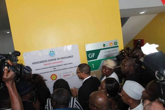 UNILAG Geosciences Centre of Excellence The Geoscience Department at the University of Lagos has been transformed through a strategic space branding initiative and the development of an interactive Digital and Virtual Museum.