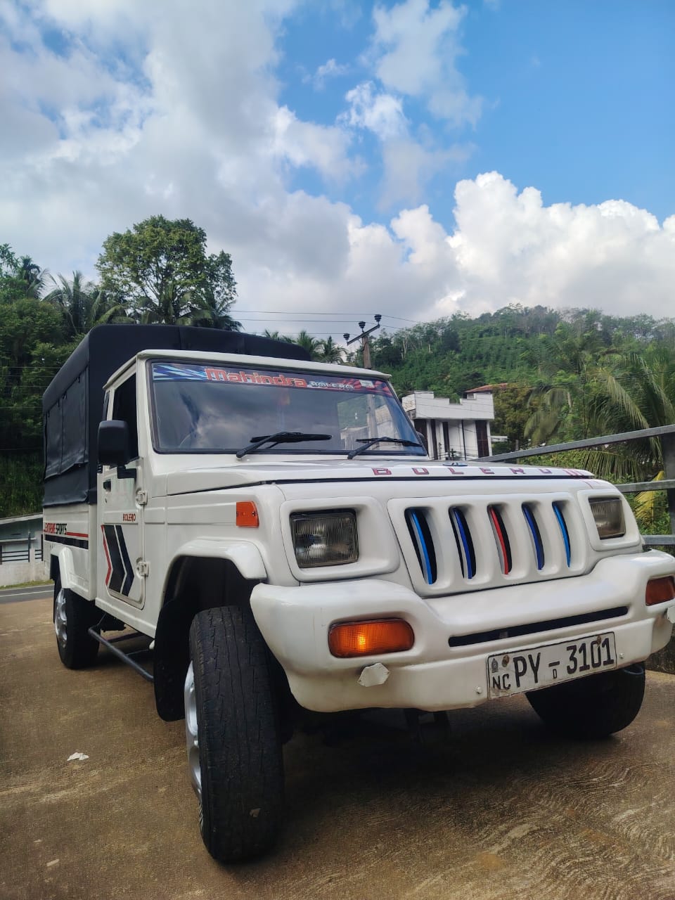 Mahindra Bolero