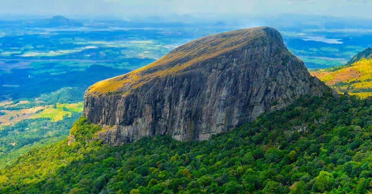 Yahangala Rock Formation Adventure