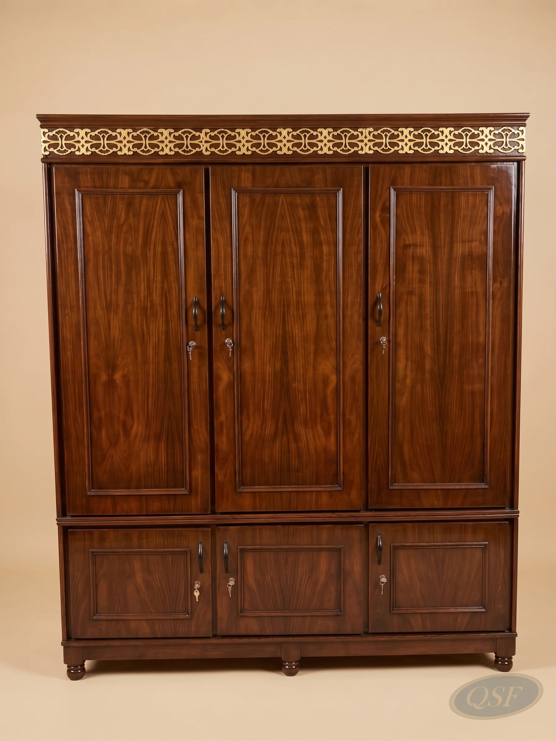 Refined Mahogany Almirah