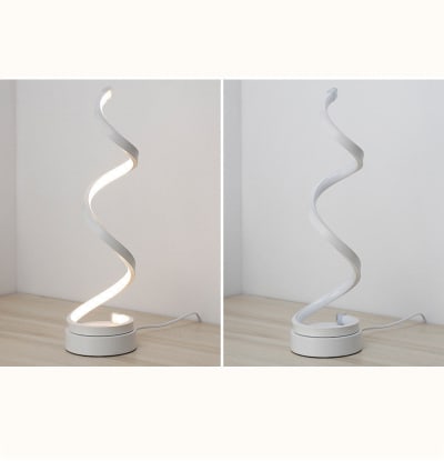 Moderne LED-Tischlampe für stilvolles Licht - Premium Produkt bei AlltagsGold Schweiz