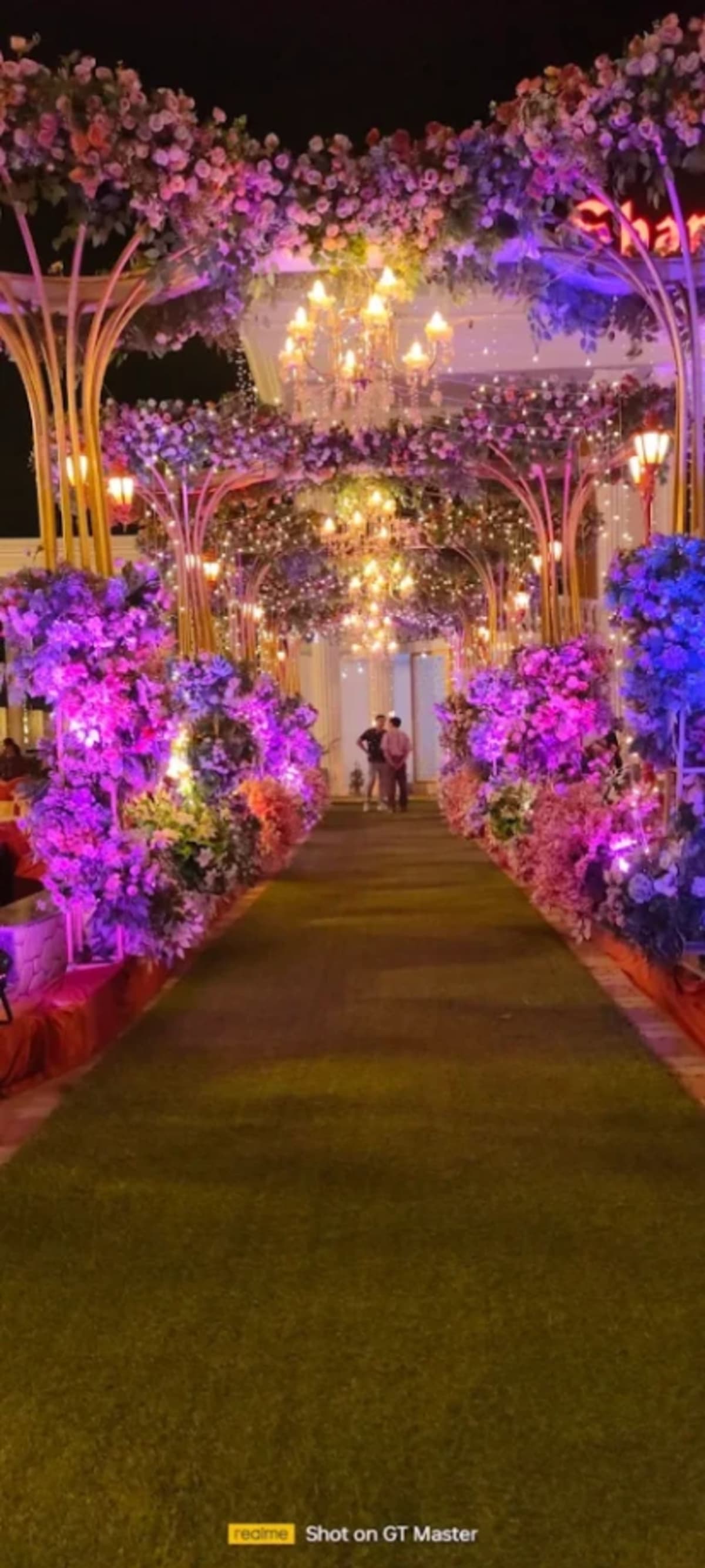 Shangri-La Palace Gallery Image 2