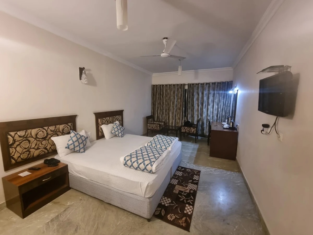 Hotel Taj Darbar