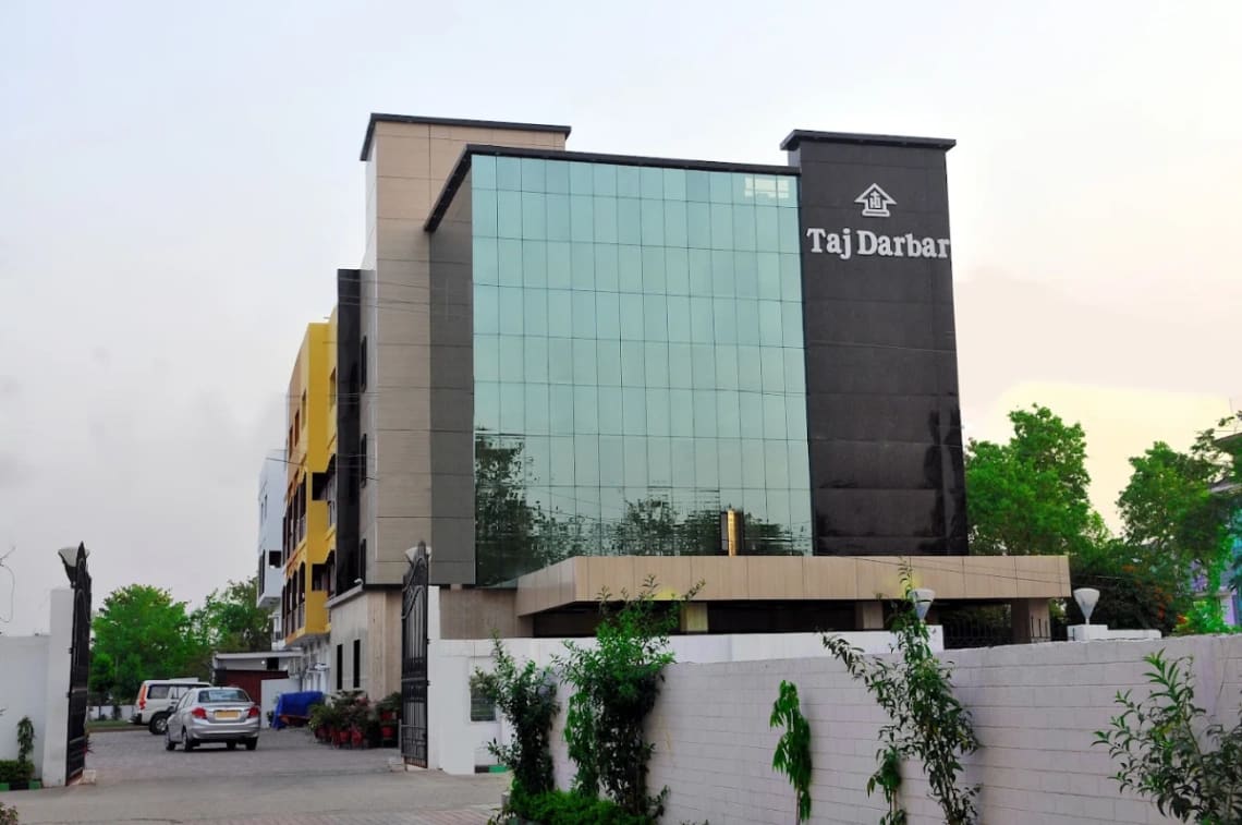 Hotel Taj Darbar