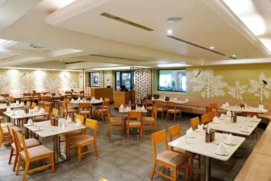 Hotel GreenPark main view 1