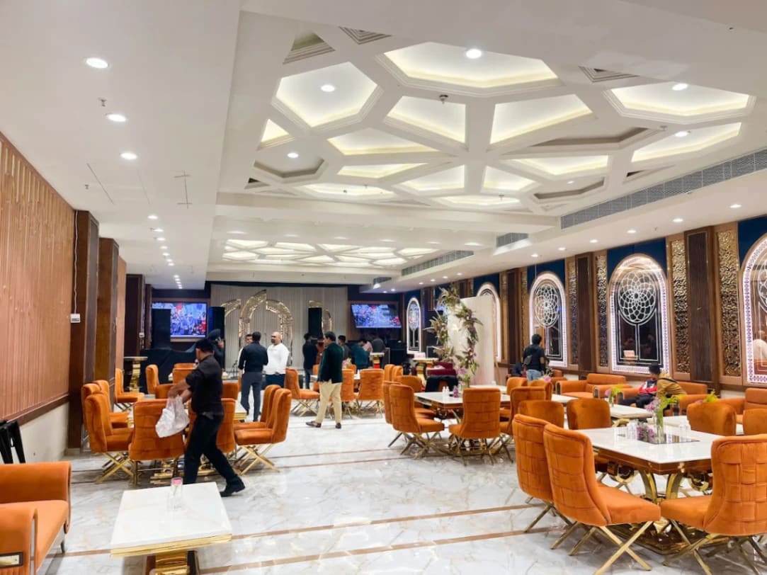 Clay Inn Hotel Gurugram main view 2