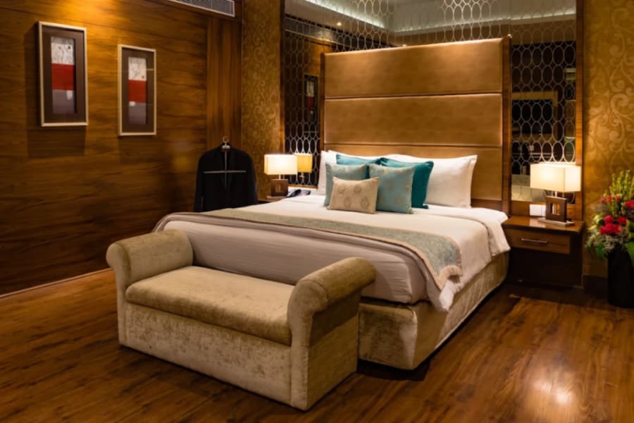The Landmark Hotel Photo 2