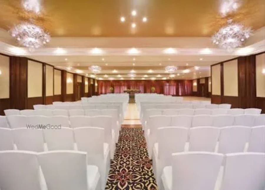 The Gateway Hotel Athwalines Photo 2