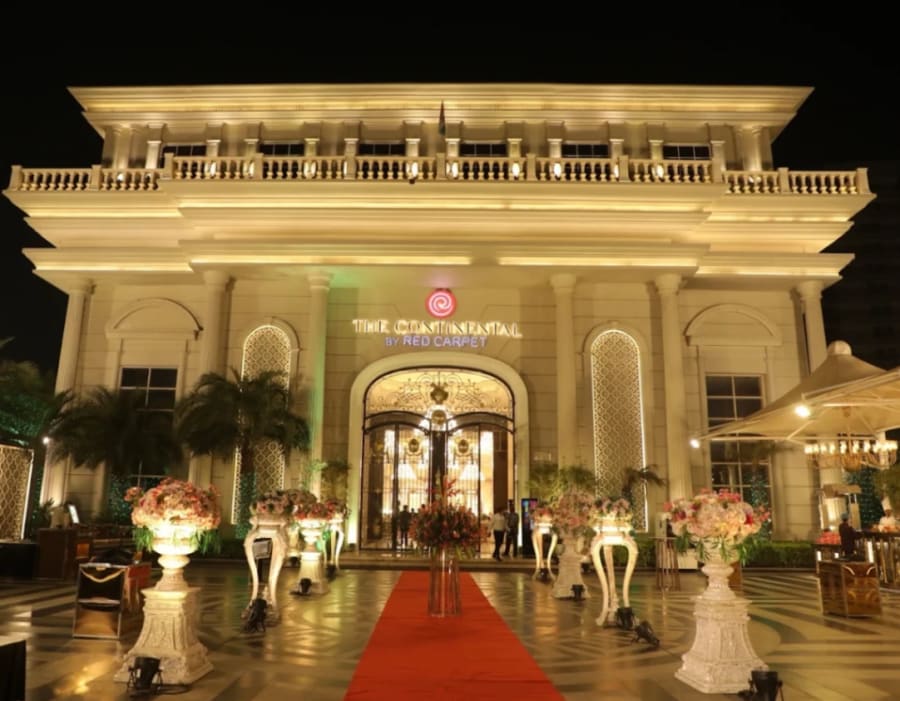 The Continental By Red Carpet Photo 1