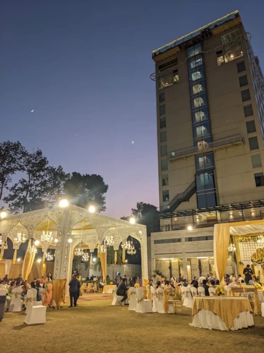 Renaissance Lucknow Hotel Photo 2