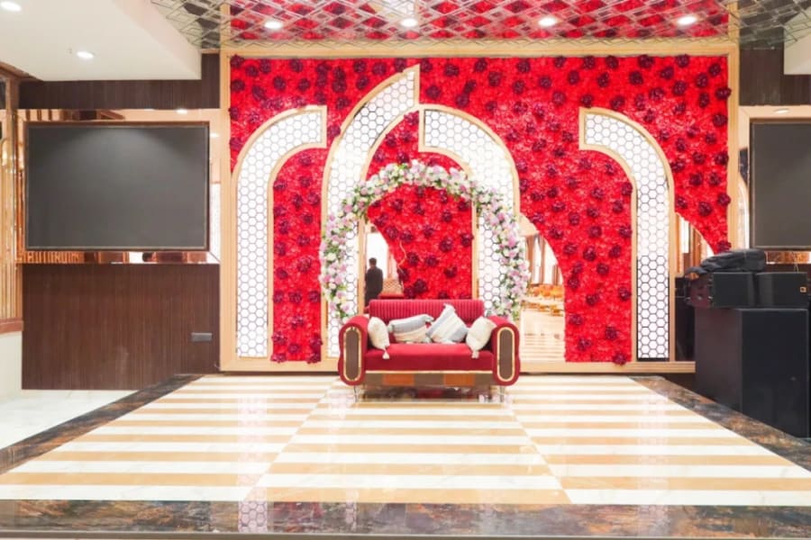 Clay Inn Hotel Gurugram Photo 1