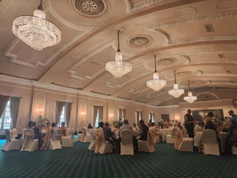 The Oberoi Grand Photo 4