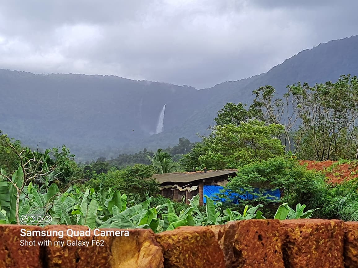 Kudumari Waterfalls photo 3