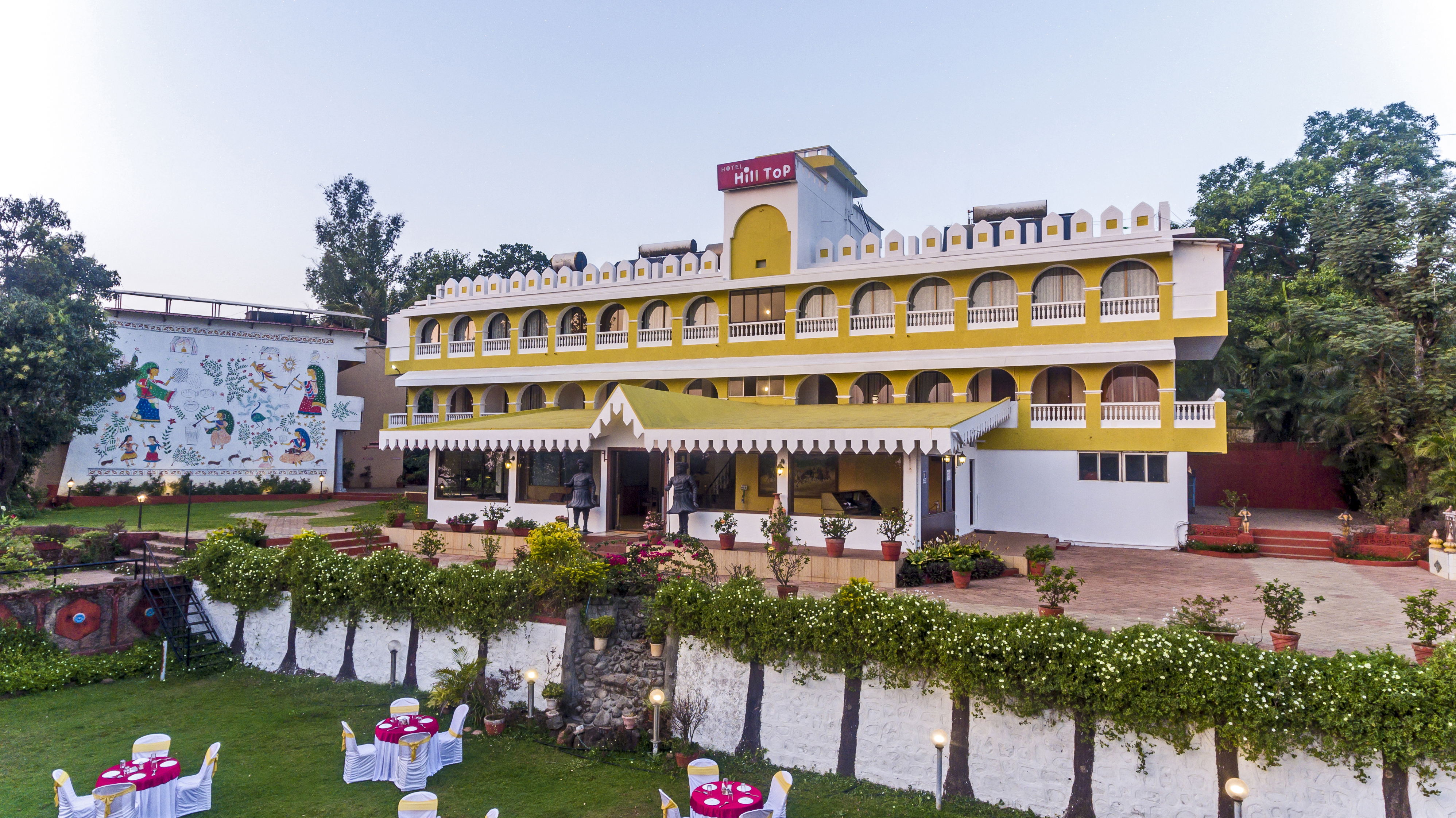 Hotel Hilltop Panhala