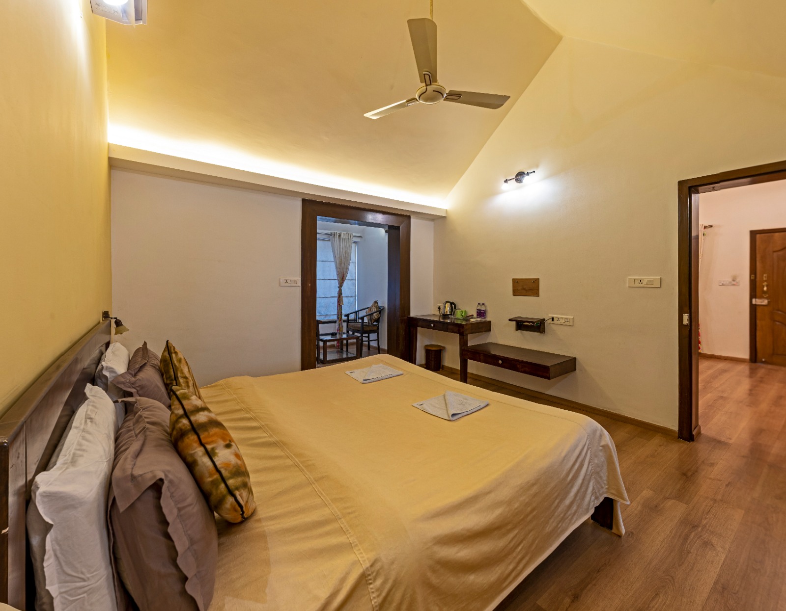 Guest room