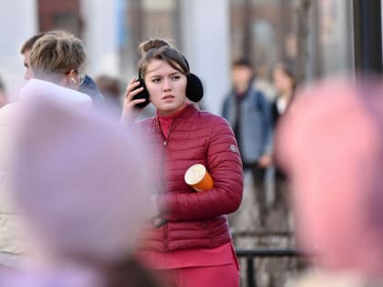 Международный женский день в парках Казани: музыкальная лекция, скетч-встреча и выступление комиков