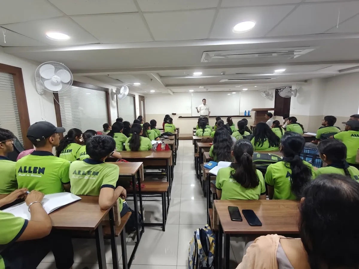 ALLEN Career Institute - Sector 51 Campus, Gurugram | IIT JEE, NEET & Foundation Coaching photo 2