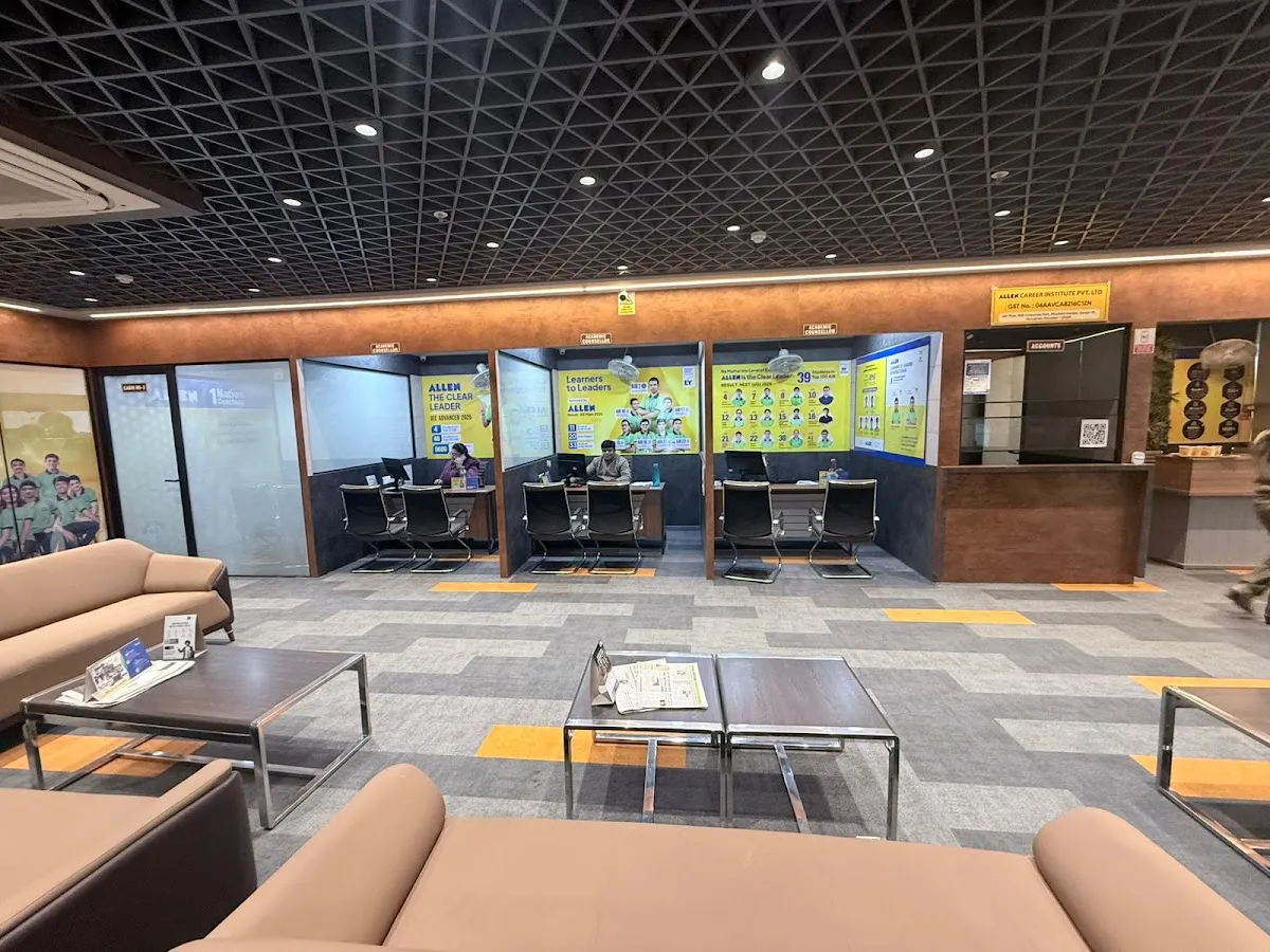 ALLEN Career Institute - Sector 51 Campus, Gurugram | IIT JEE, NEET & Foundation Coaching photo 3